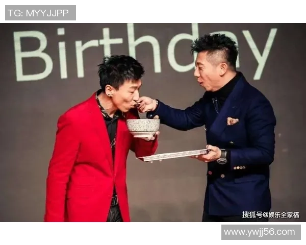 足球明星戴维斯与女友甜蜜互动引发粉丝热议感情生活曝光